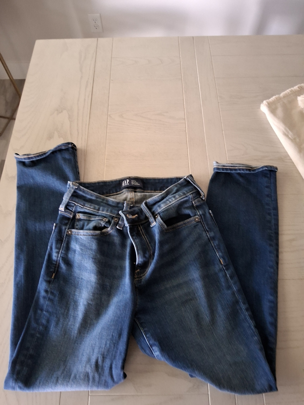 GAP Women's Medium Blue Skinny Jeans